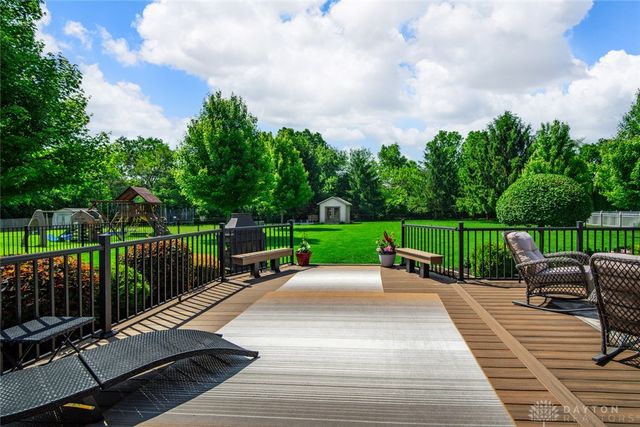 2144 Canterbury Court, Troy, OH 45373