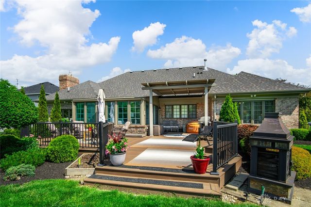 2144 Canterbury Court, Troy, OH 45373