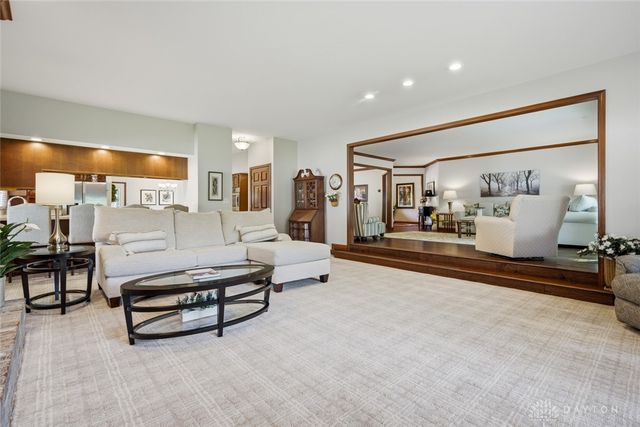 2144 Canterbury Court, Troy, OH 45373