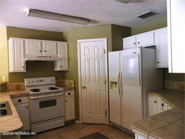 1291 SORRELWOOD Court, Middleburg, FL 32068