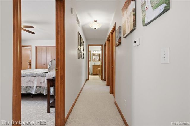 6057 Center Road, Grand Blanc, MI 48439