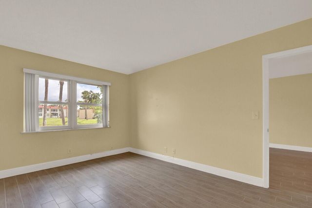 210 Lake Frances Drive, West Palm Beach, FL 33411