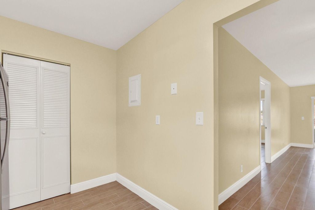 Image 20 of property listing at 201 Lake Frances Drive, West Palm Beach, FL 33411