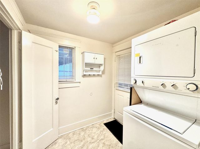 1016 W Alabama Street, Houston, TX 77006