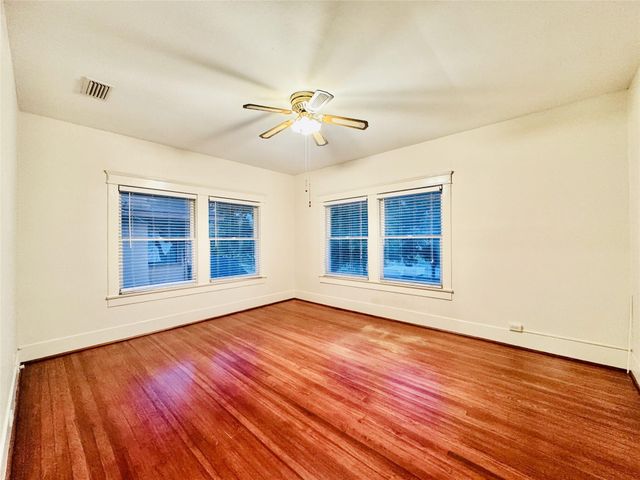 1016 W Alabama Street, Houston, TX 77006