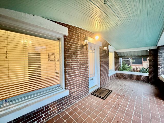 1016 W Alabama Street, Houston, TX 77006