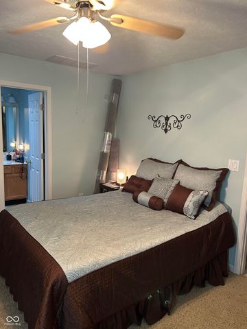 7135 Mars Drive, Indianapolis, IN 46241