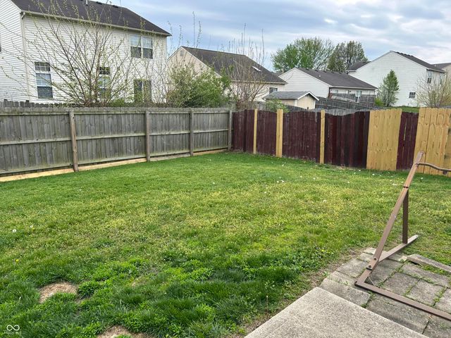 7135 Mars Drive, Indianapolis, IN 46241