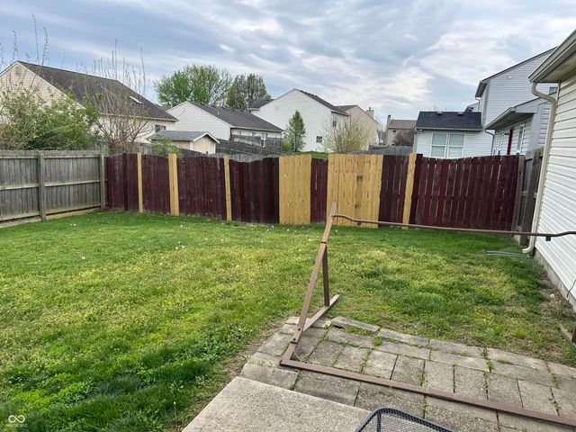 7135 Mars Drive, Indianapolis, IN 46241