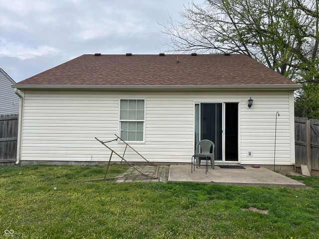 7135 Mars Drive, Indianapolis, IN 46241