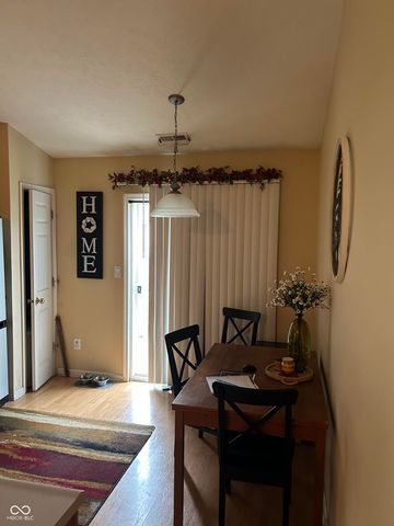 7135 Mars Drive, Indianapolis, IN 46241