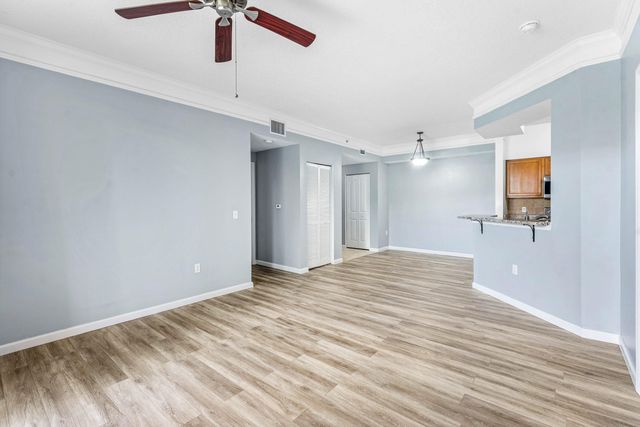 10106 W Myrtlewood Cir Circle W, Palm Beach Gardens, FL 33418