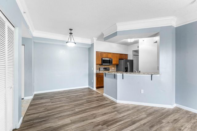 10106 W Myrtlewood Cir Circle W, Palm Beach Gardens, FL 33418