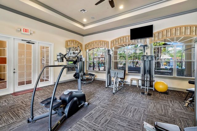 10106 W Myrtlewood Cir Circle W, Palm Beach Gardens, FL 33418