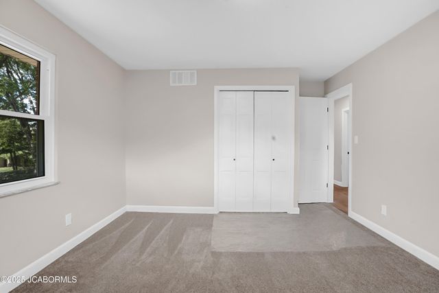 713 BELMONT DRIVE, Jefferson City, MO 65109