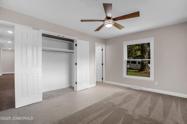 713 BELMONT DRIVE, Jefferson City, MO 65109