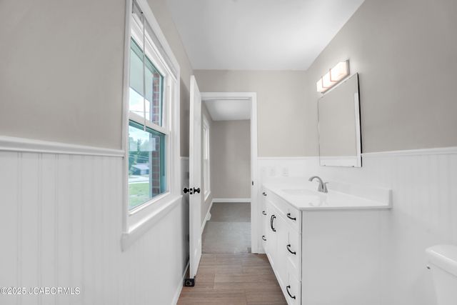 713 BELMONT DRIVE, Jefferson City, MO 65109