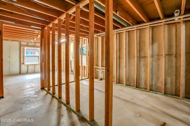 713 BELMONT DRIVE, Jefferson City, MO 65109