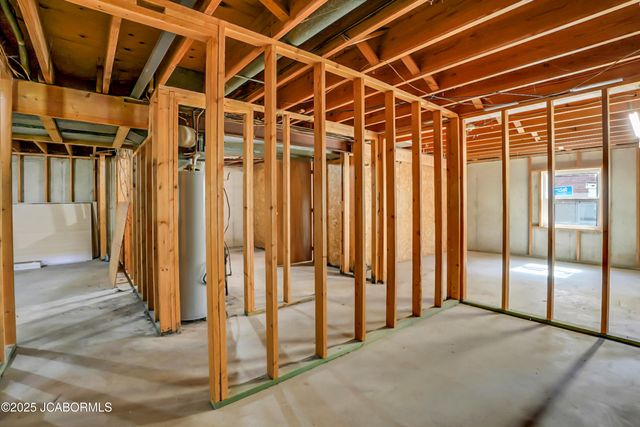 713 BELMONT DRIVE, Jefferson City, MO 65109