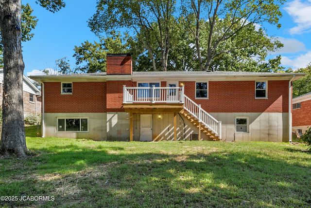 713 BELMONT DRIVE, Jefferson City, MO 65109