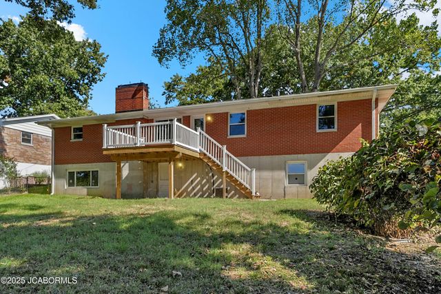 713 BELMONT DRIVE, Jefferson City, MO 65109