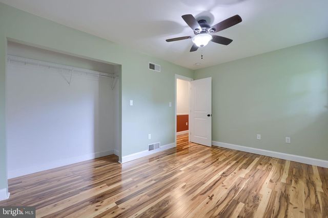 131 S OAK ST, Lititz, PA 17543