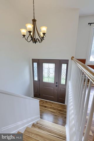 131 S OAK ST, Lititz, PA 17543