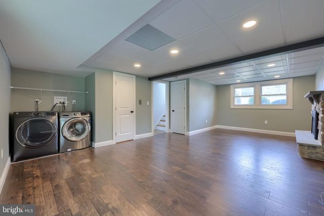 131 S OAK ST, Lititz, PA 17543