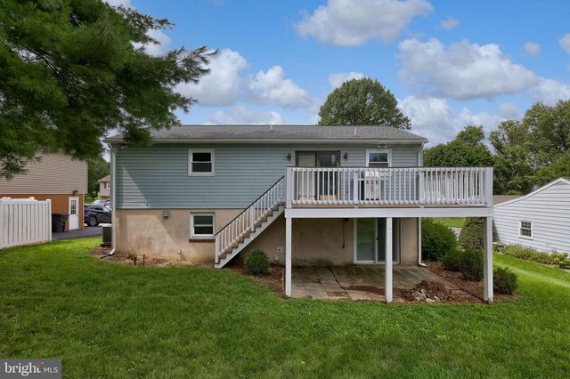 131 S OAK ST, Lititz, PA 17543