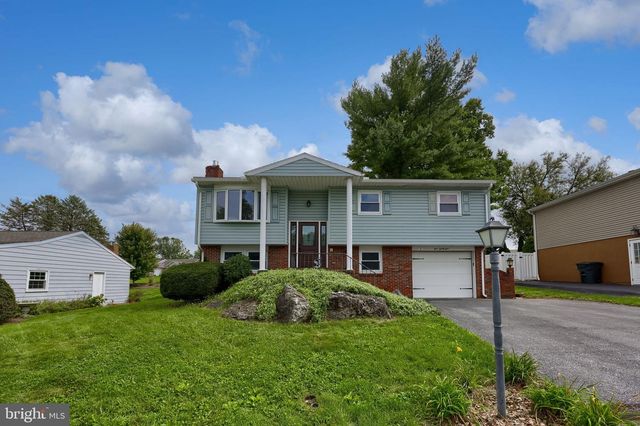 131 S OAK ST, Lititz, PA 17543
