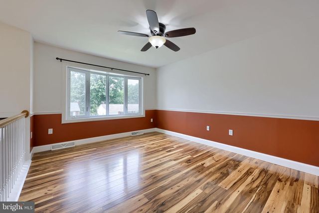 131 S OAK ST, Lititz, PA 17543