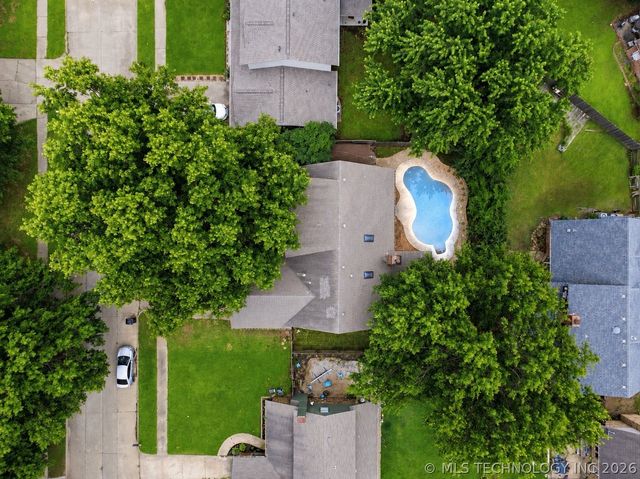 2605 W Urbana Street, Broken Arrow, OK 74012