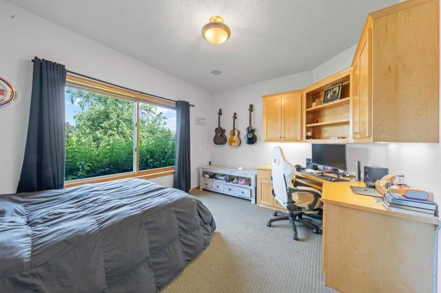 26811 Stirling Court, Elko New Market, MN 55020
