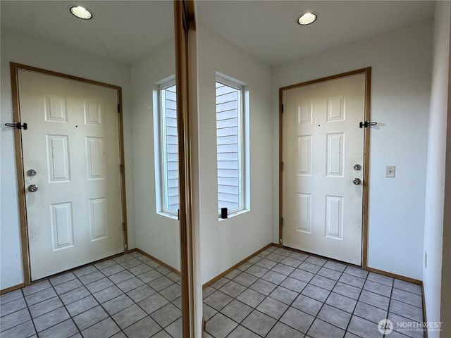 1410 W Casino Road #26, Everett, WA 98204