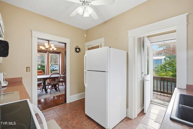 15 South Proctor Circle, Big Stone Gap, VA 24219