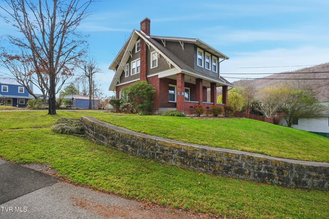 15 South Proctor Circle, Big Stone Gap, VA 24219