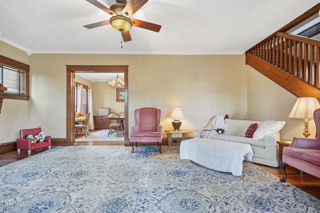 15 South Proctor Circle, Big Stone Gap, VA 24219