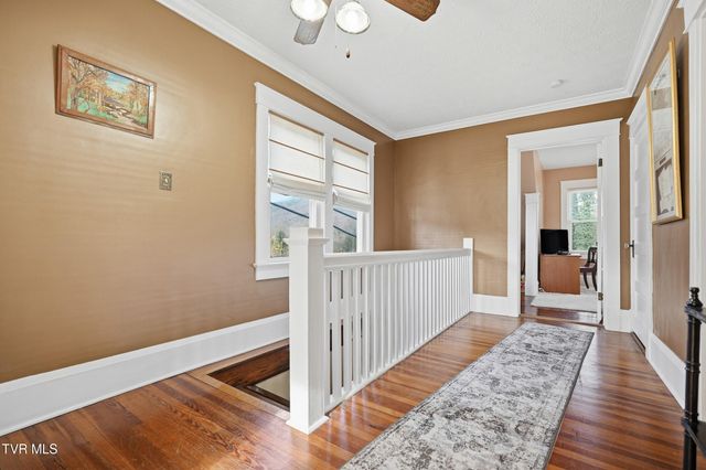 15 South Proctor Circle, Big Stone Gap, VA 24219