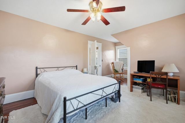 15 South Proctor Circle, Big Stone Gap, VA 24219