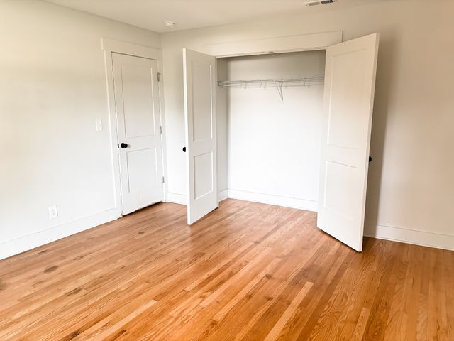 400 Circle Dr, Estill Springs, TN 37330
