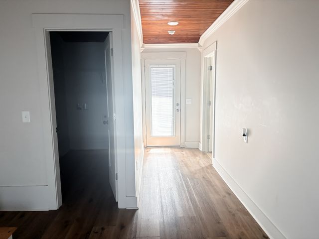 400 Circle Dr, Estill Springs, TN 37330