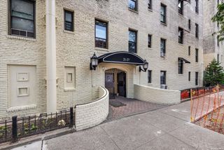 21-27 33rd Street 5B, Astoria, NY 11105