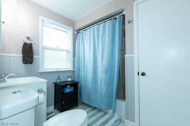 4507 Kenmore Avenue, Parma, OH 44134