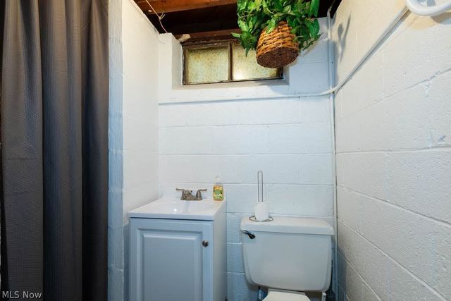 4507 Kenmore Avenue, Parma, OH 44134