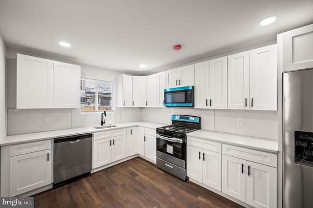 1852 E LIPPINCOTT ST, Philadelphia, PA 19134