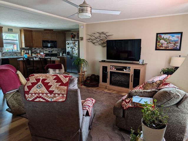 183 E Cellini Dr, Pueblo West, CO 81007
