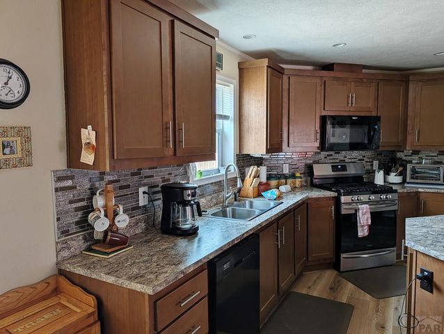 183 E Cellini Dr, Pueblo West, CO 81007