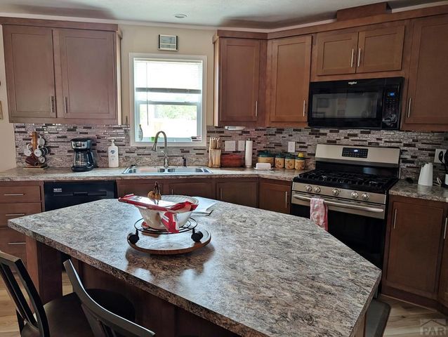 183 E Cellini Dr, Pueblo West, CO 81007