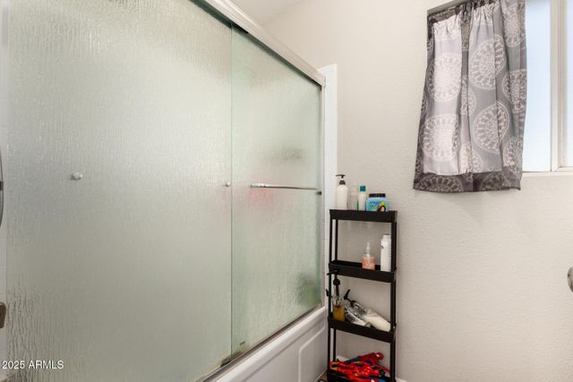 4607 W NORTHVIEW Avenue, Glendale, AZ 85301