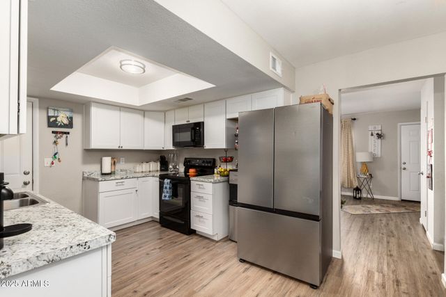 4607 W NORTHVIEW Avenue, Glendale, AZ 85301